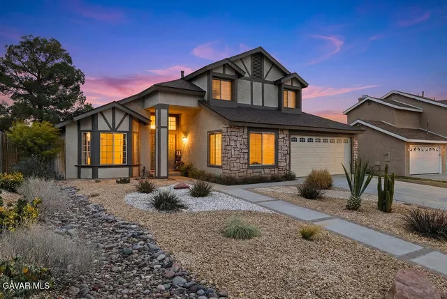 $520,000 | 37327 Starcrest Street, Palmdale, CA 93550