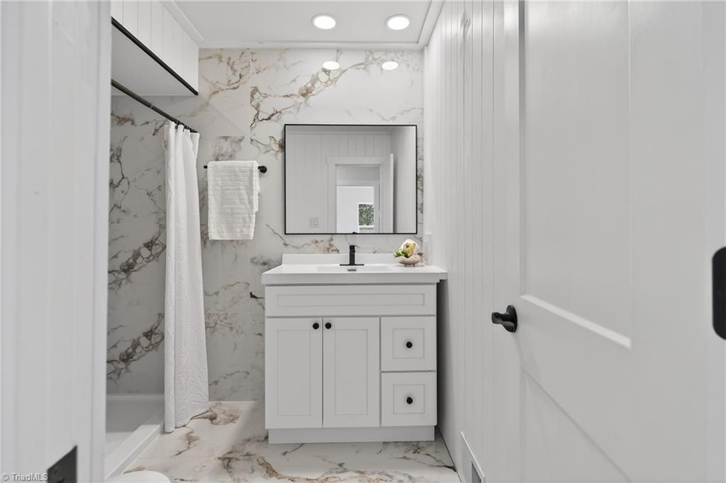 1604 East Lexington Avenue High Point, NC 27262 - Photo 29 of 37