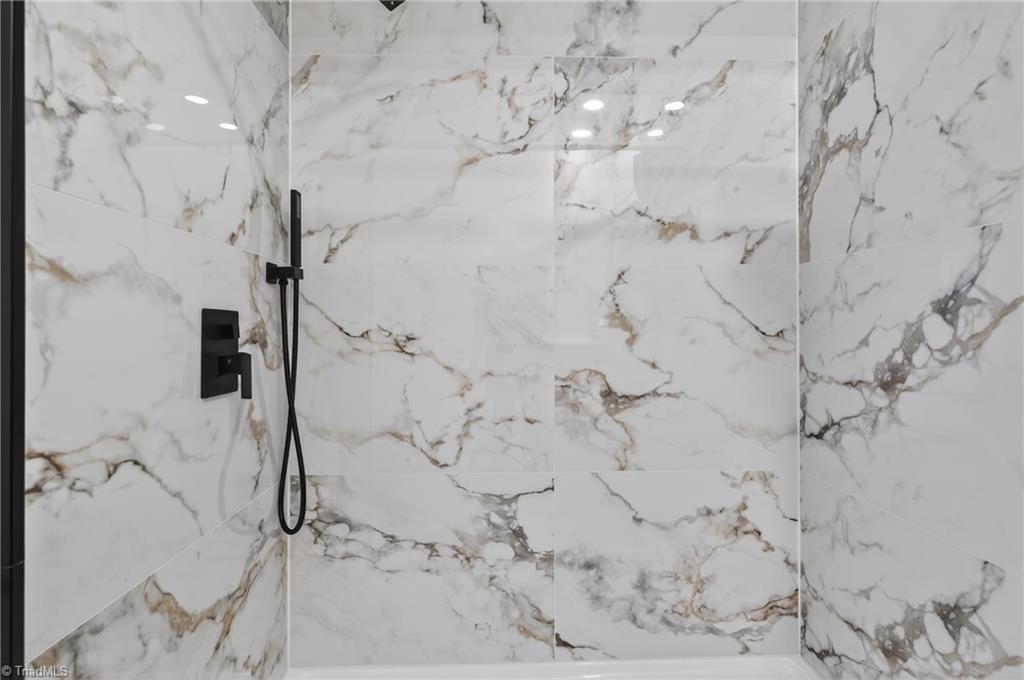 1604 East Lexington Avenue High Point, NC 27262 - Photo 32 of 37