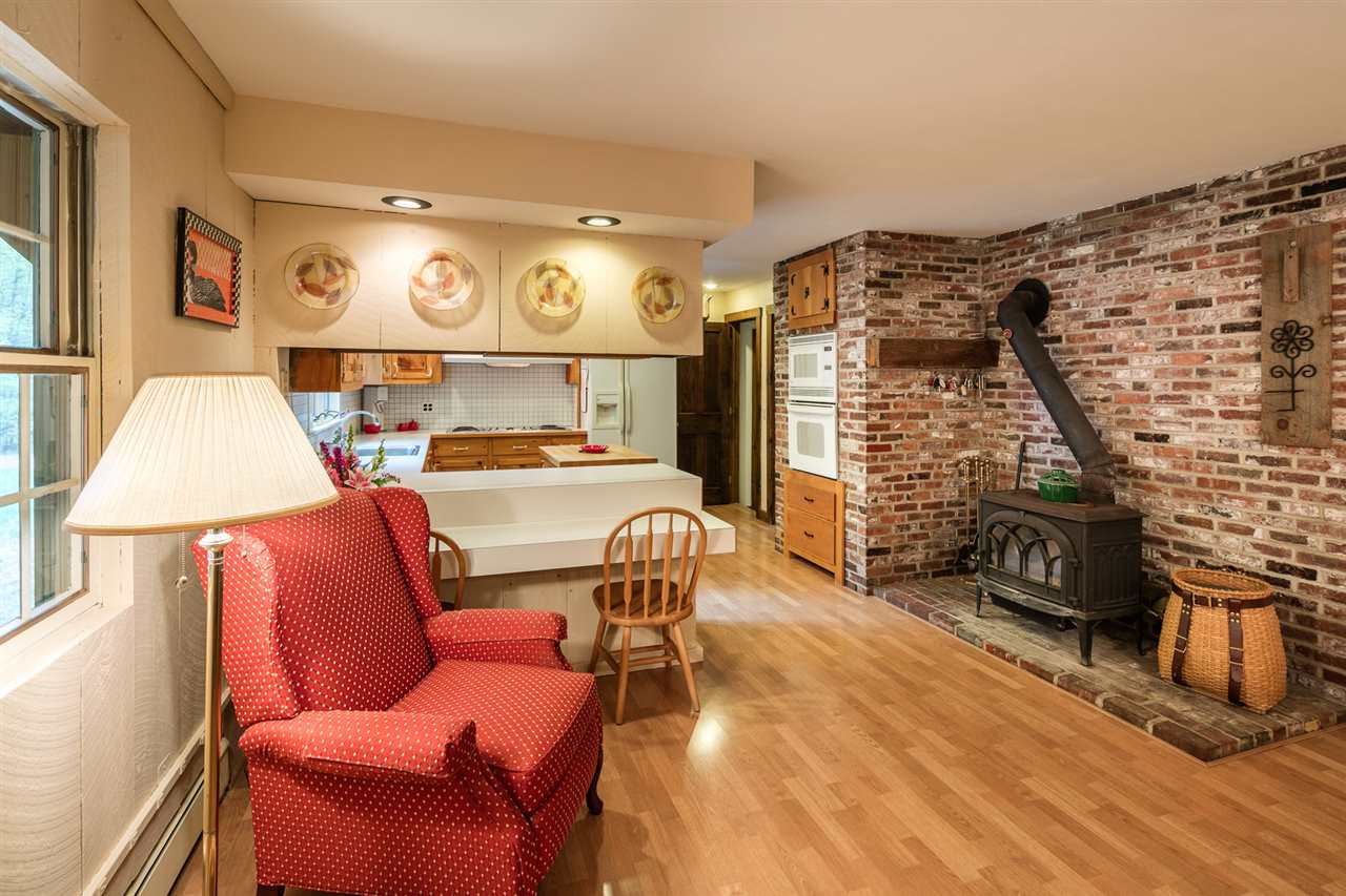 364 Briar Hill Road Hopkinton, NH 03229 - Photo 11 of 40