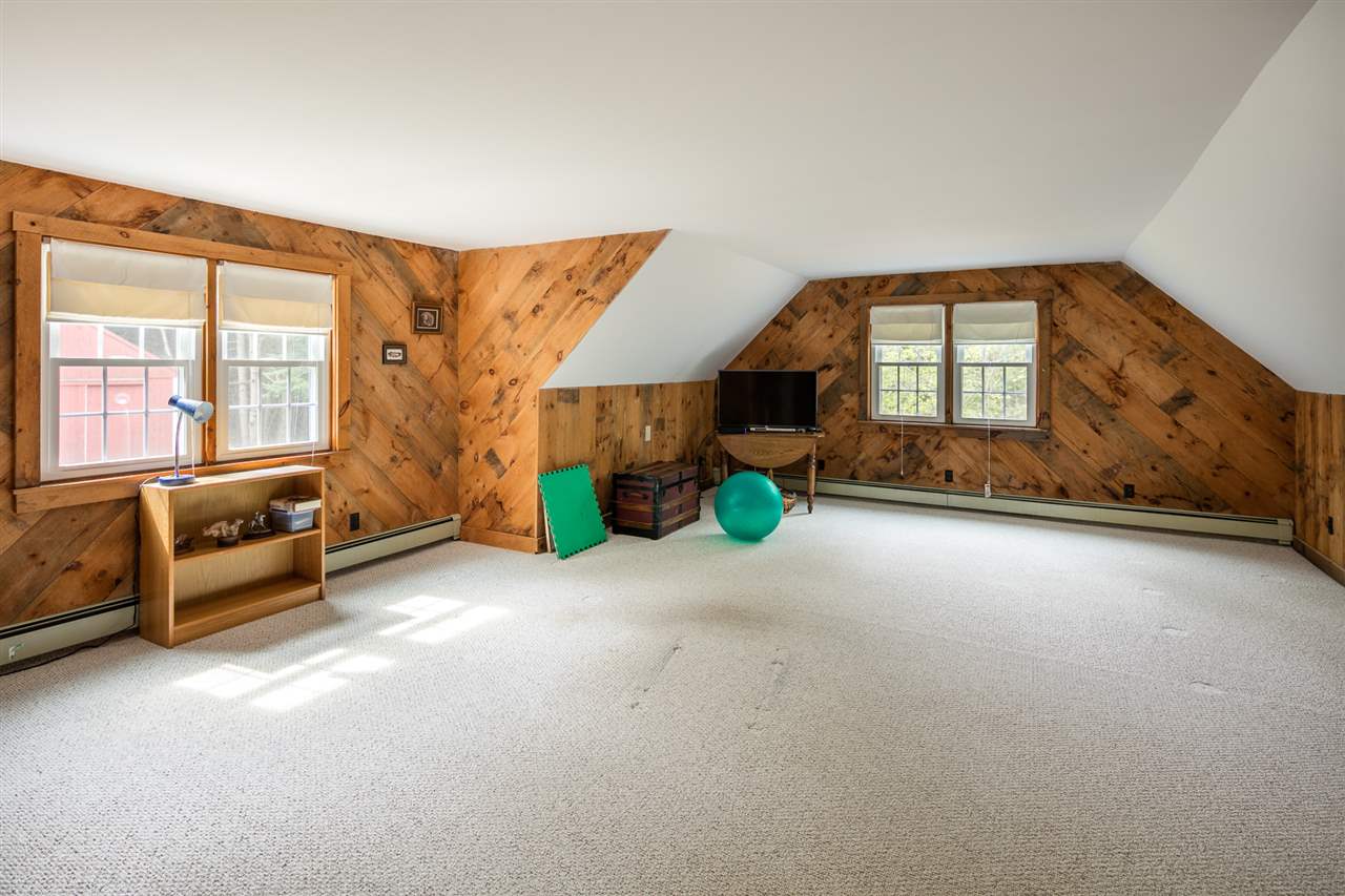 364 Briar Hill Road Hopkinton, NH 03229 - Photo 19 of 40