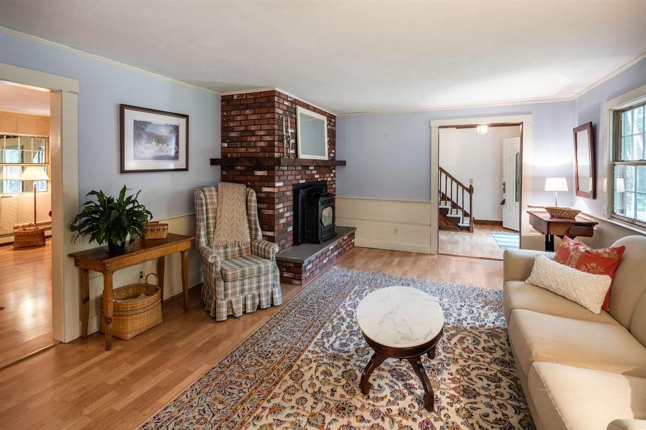364 Briar Hill Road Hopkinton, NH 03229 - Photo 5 of 40