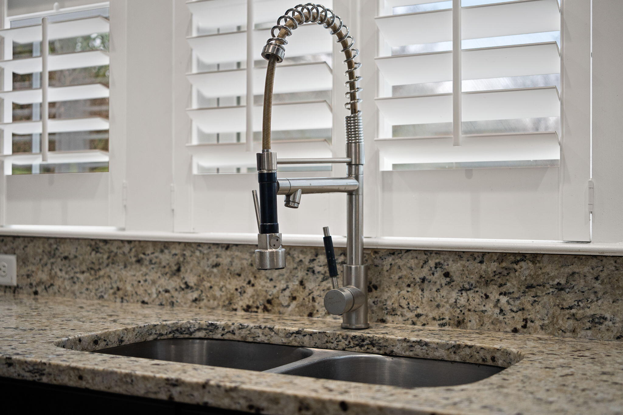 5911 Steward Street, Unit 3 Hanahan, SC 29410 - Photo 19 of 42 Kitchen