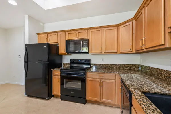 $249,900 | 10520 Southwest Stephanie Way, Unit 2104, Port St. Lucie, FL 34987