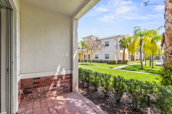 $249,900 | 10520 Southwest Stephanie Way, Unit 2104, Port St. Lucie, FL 34987