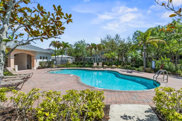 $249,900 | 10520 Southwest Stephanie Way, Unit 2104, Port St. Lucie, FL 34987