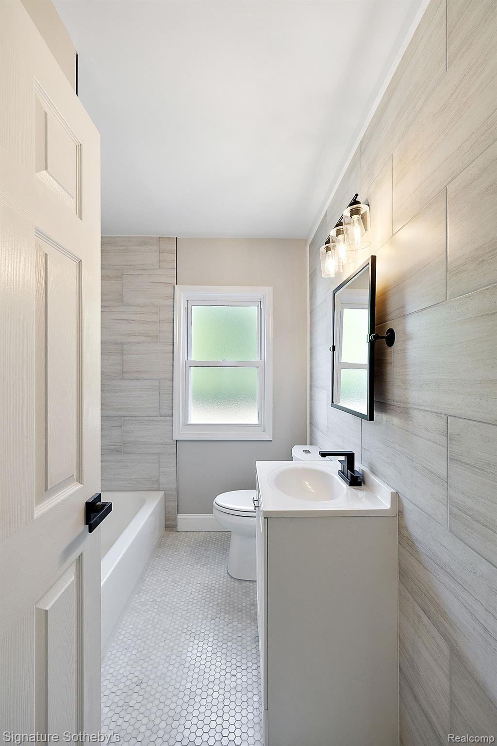 3303 Normandy Road Royal Oak, MI 48073 - Photo 22 of 34 Gallery Image 22