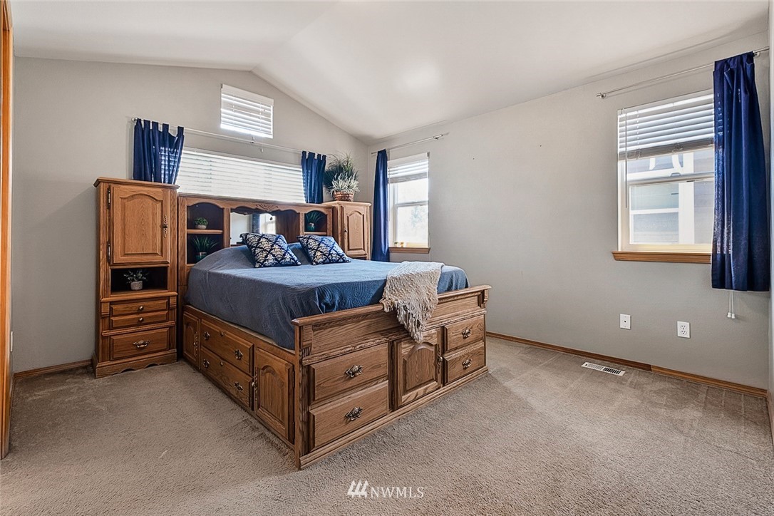 11409 Southeast 171st Street Renton, WA 98055 - Photo 22 of 35 Gallery Image 22