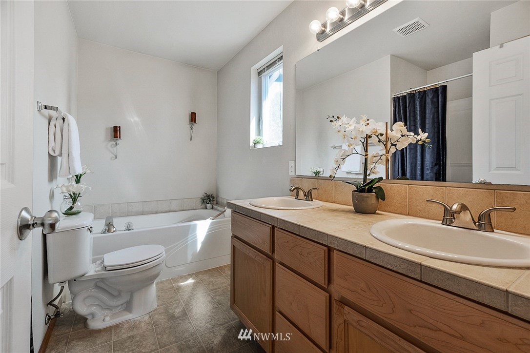 11409 Southeast 171st Street Renton, WA 98055 - Photo 23 of 35 Gallery Image 23