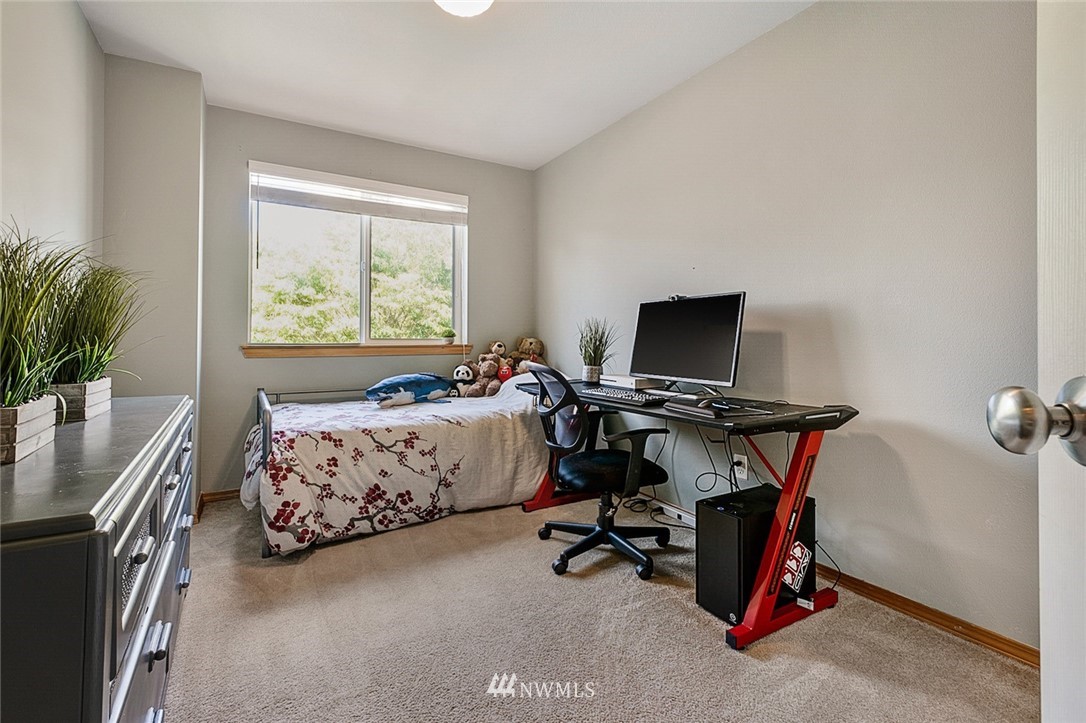11409 Southeast 171st Street Renton, WA 98055 - Photo 24 of 35 Gallery Image 24