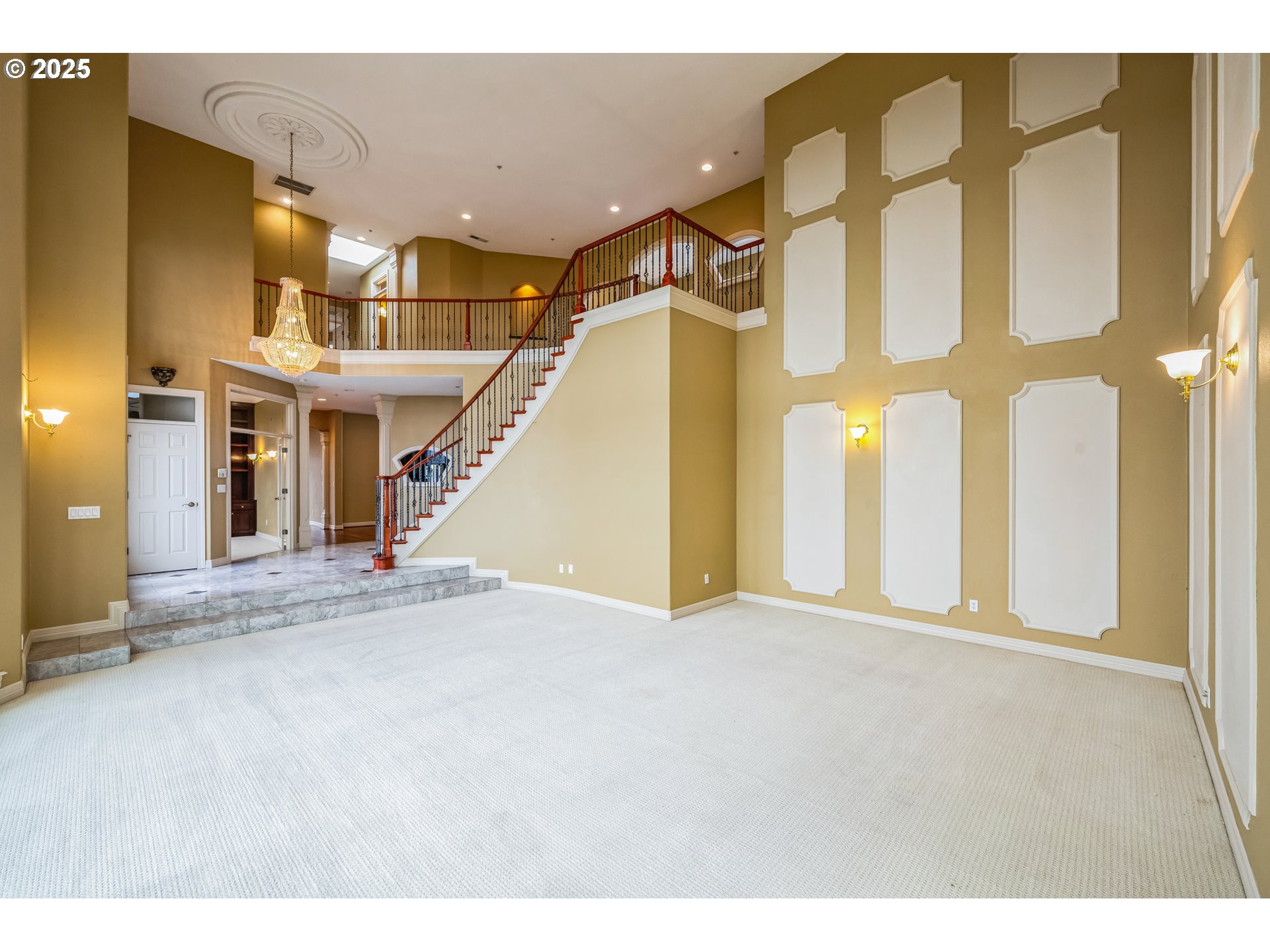 9340 Southeast Emmert View Court Happy Valley, OR 97086 - Photo 11 of 42 a view of an entryway with a hall