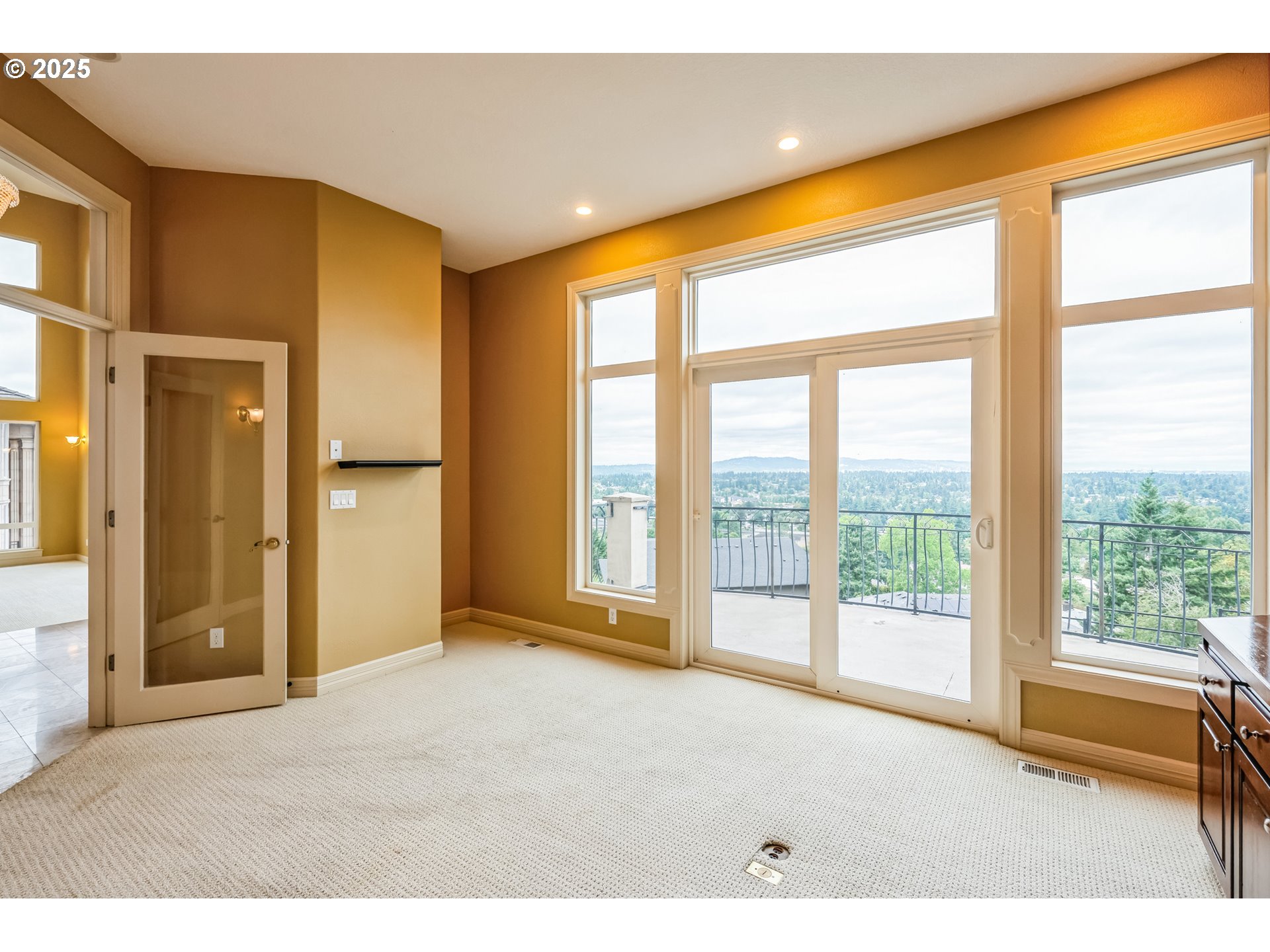 9340 Southeast Emmert View Court Happy Valley, OR 97086 - Photo 29 of 42 a living room with a large window