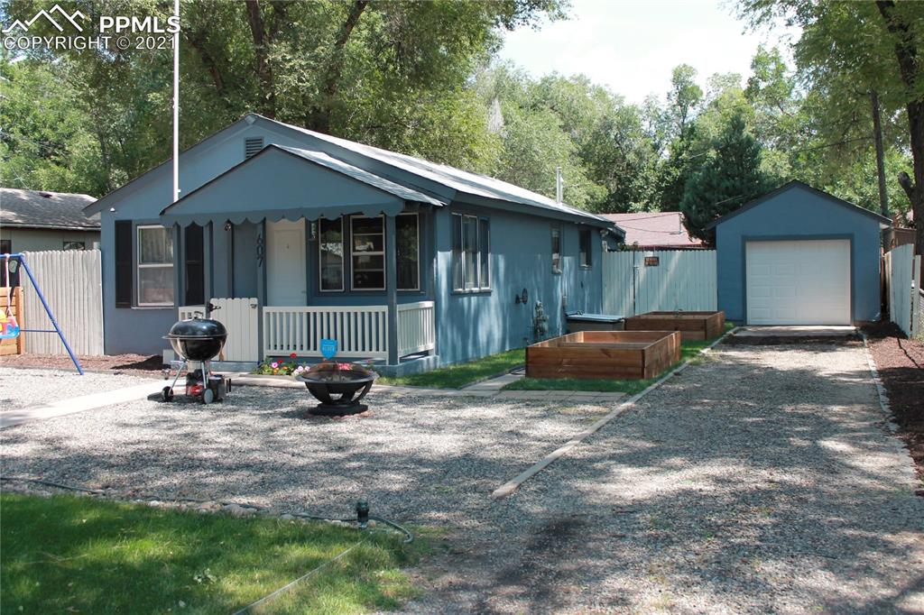 607 Alexander Road Colorado Springs, CO 80909 - Photo 1 of 26 Gallery Image 1