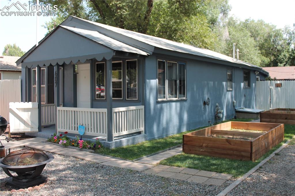 607 Alexander Road Colorado Springs, CO 80909 - Photo 3 of 26 Gallery Image 3