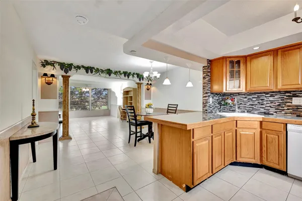 $135,000 | 8380 Sands Point Boulevard, Unit J306, Tamarac, FL 33321