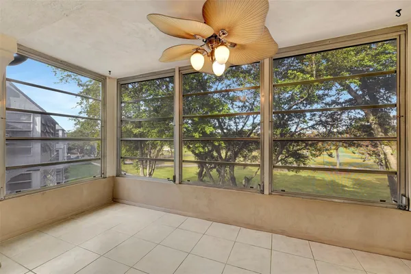 $135,000 | 8380 Sands Point Boulevard, Unit J306, Tamarac, FL 33321