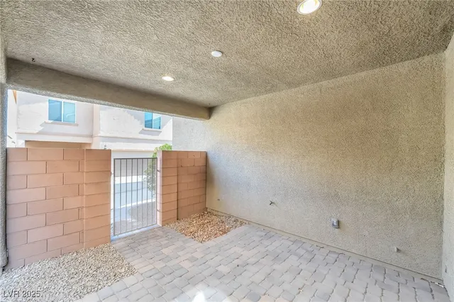 $2,100 | 9614 Vega Carpio Avenue, Las Vegas, NV 89178