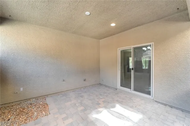 $2,100 | 9614 Vega Carpio Avenue, Las Vegas, NV 89178