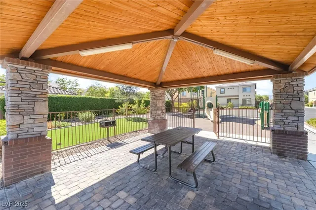 $2,100 | 9614 Vega Carpio Avenue, Las Vegas, NV 89178