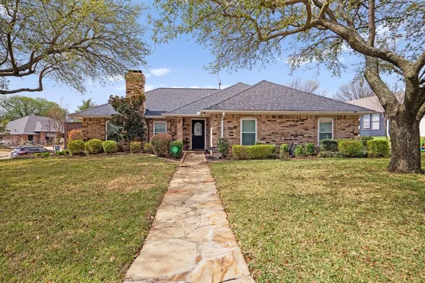 $419,990 | 101 Highcrest Lane, Rockwall, TX 75087