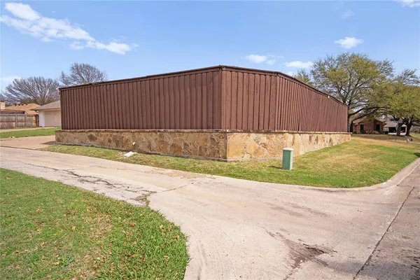 $419,990 | 101 Highcrest Lane, Rockwall, TX 75087