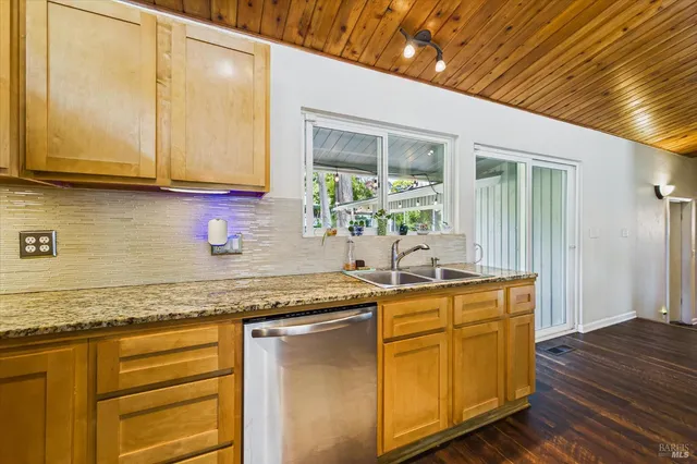 $469,000 | 2305 Harris Street, Eureka, CA 95503