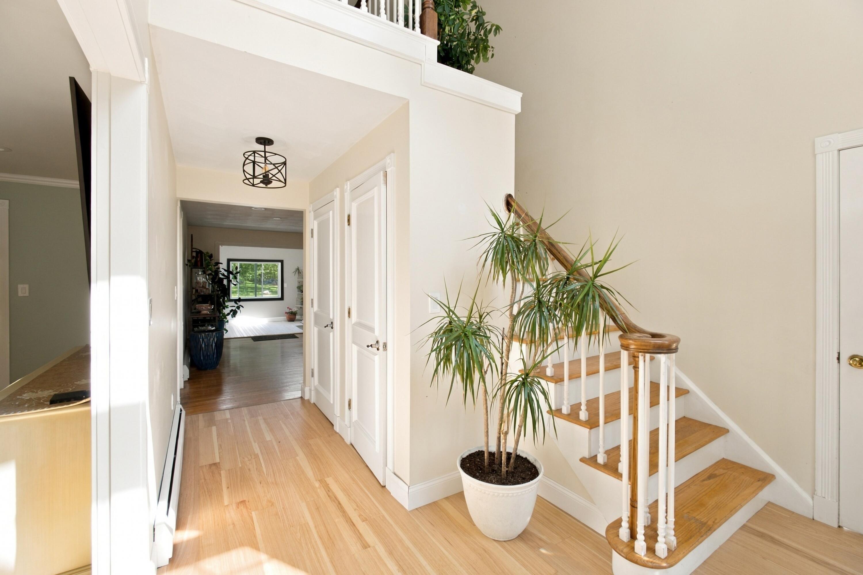 1 Payneton Hill Road York, ME 03909 - Photo 5 of 31 entrance