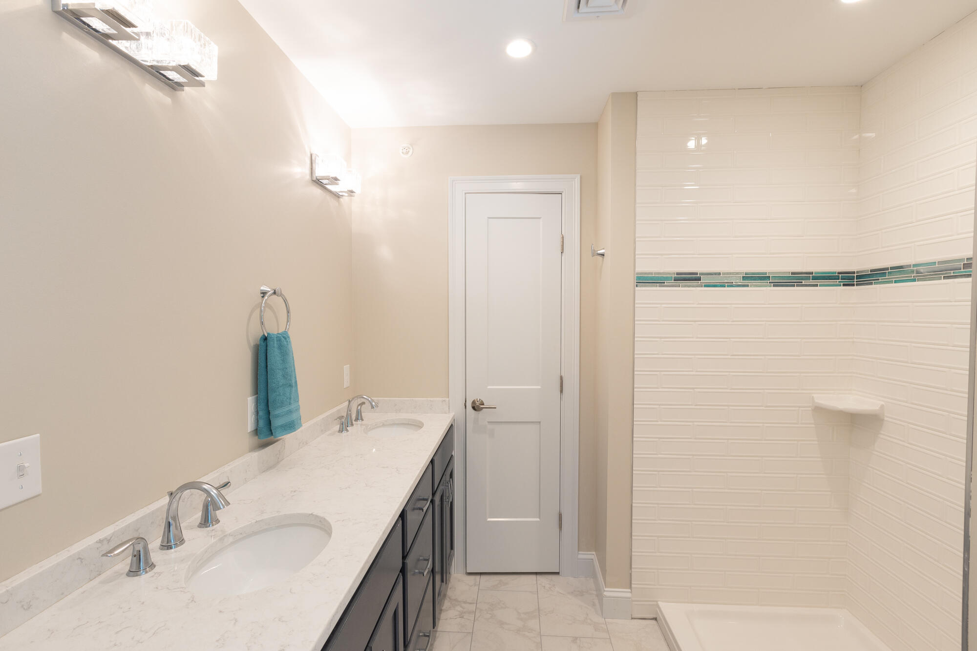 42 State Road, Unit 203 Kittery, ME 03904 - Photo 30 of 35 State Rd Kittery-25