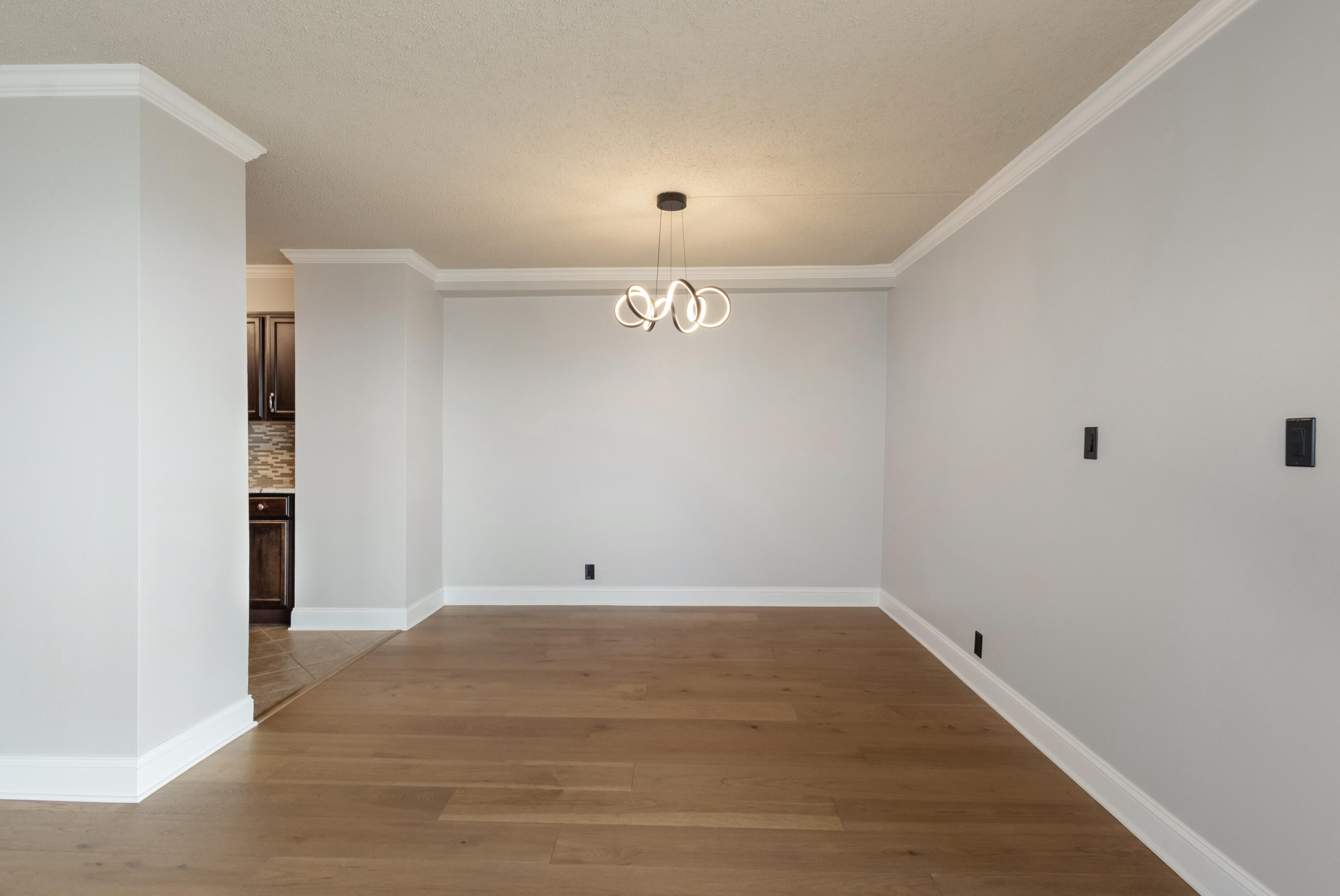 1131 Stringers Ridge Road, Unit 9J Chattanooga, TN 37405 - Photo 6 of 47 Dining Room