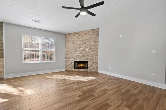 $2,300 | 1245 Hillcrest Glenn Circle, Sugar Hill, GA 30518