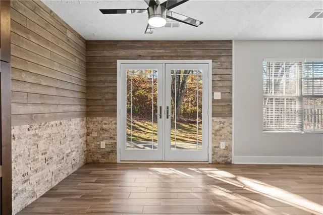 $2,300 | 1245 Hillcrest Glenn Circle, Sugar Hill, GA 30518