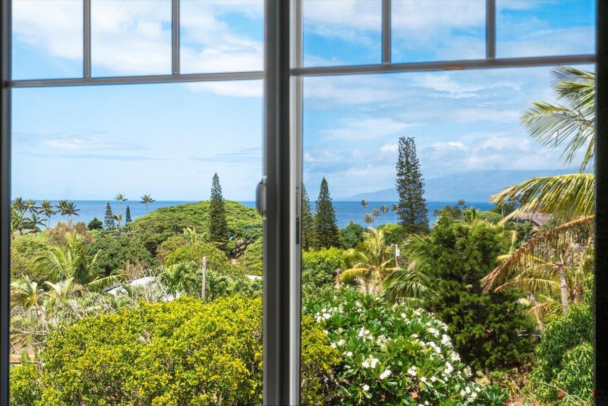 5510 Lower Honoapiilani Road, Unit B17 Lahaina, HI 96761 - Photo 43 of 45