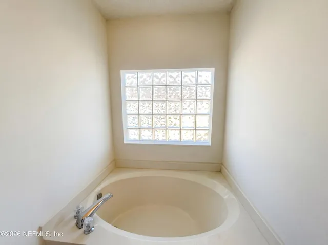 $326,000 | 978 Tammy Cove Lane, Jacksonville, FL 32218