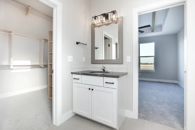 $399,085 | 204 South Wellcrest Court, Goddard, KS 67052