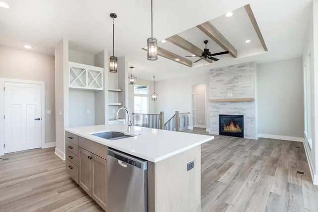 $399,085 | 204 South Wellcrest Court, Goddard, KS 67052