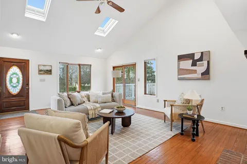 $535,000 | 2913 Southaven Drive, Annapolis, MD 21401