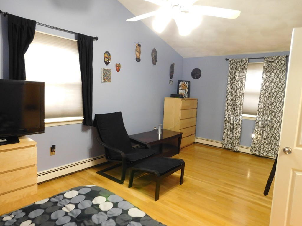 39 Lawrence Road Lynn, MA 01904 - Photo 12 of 21 Gallery Image 12