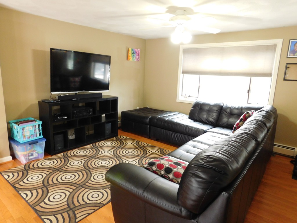 39 Lawrence Road Lynn, MA 01904 - Photo 3 of 21 Gallery Image 3