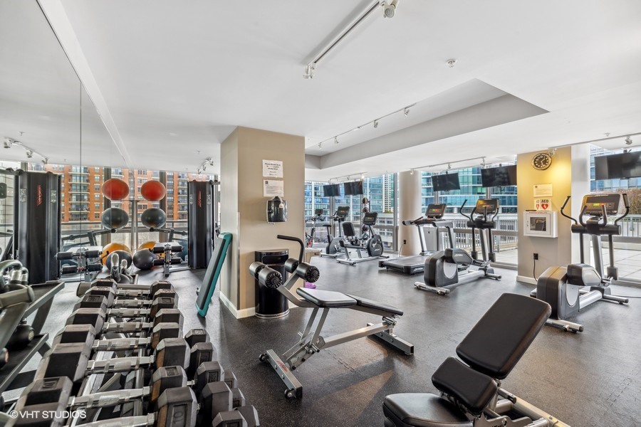 1235 South Prairie Avenue, Unit 3605 Chicago, IL 60605 - Photo 29 of 34 a view of a room with gym equipment