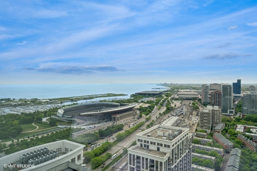 1235 South Prairie Avenue, Unit 3605 Chicago, IL 60605 - Photo 7 of 34 a view of a city with tall buildings