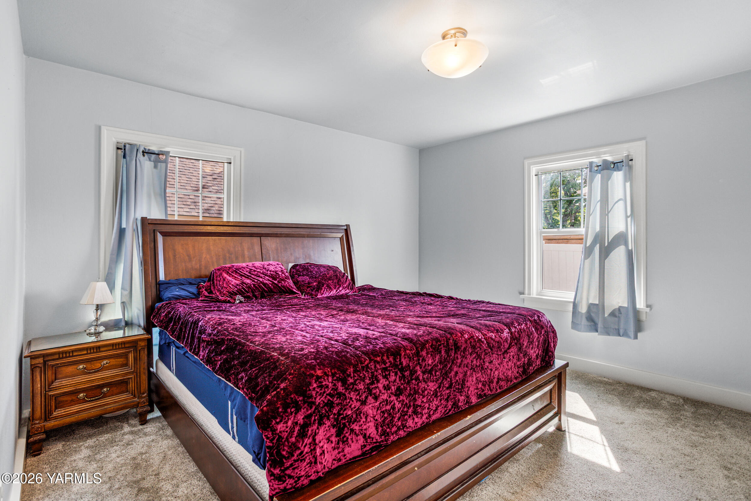3206 Summitview Avenue Yakima, WA 98902 - Photo 16 of 48 Main Level Bedroom