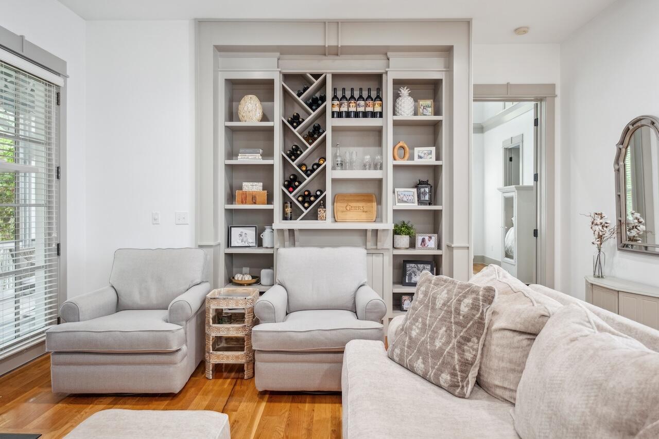 22 Frogmore Road Mount Pleasant, SC 29464 - Photo 20 of 55 Family Room