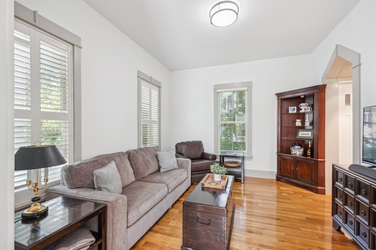 22 Frogmore Road Mount Pleasant, SC 29464 - Photo 31 of 55 Dining Room/Den
