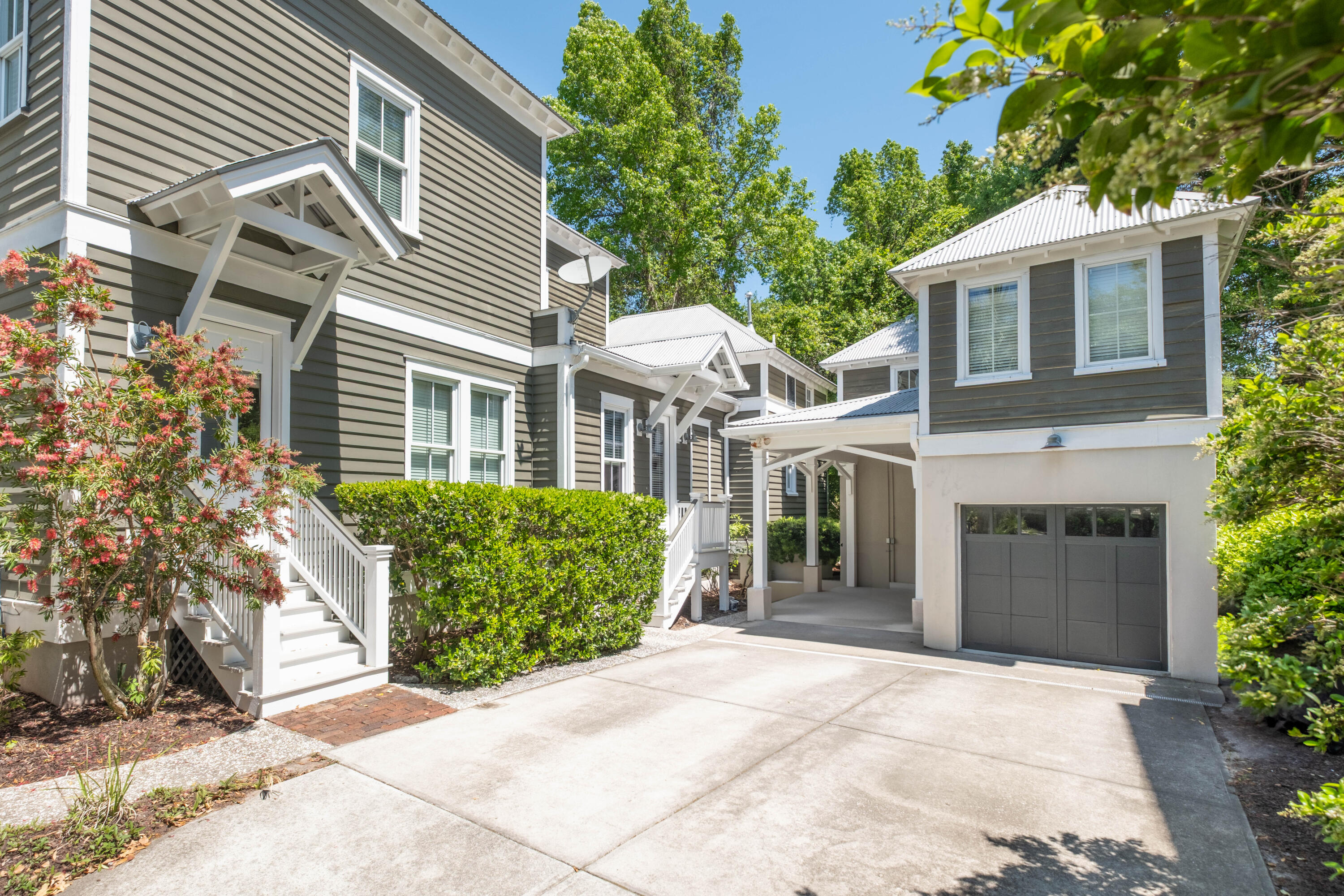 22 Frogmore Road Mount Pleasant, SC 29464 - Photo 49 of 55 Detached garage