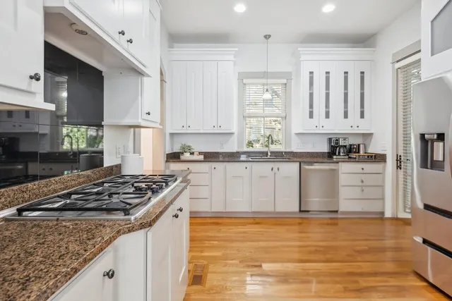 $2,000,000 | 22 Frogmore Road, Mount Pleasant, SC 29464