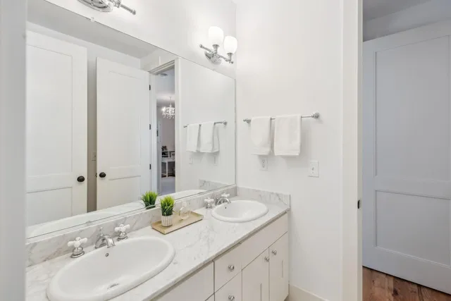 $2,000,000 | 22 Frogmore Road, Mount Pleasant, SC 29464