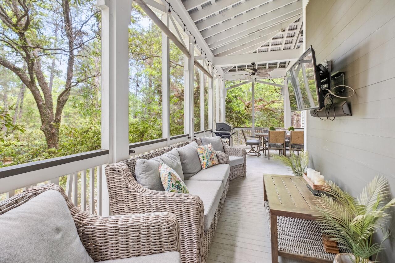 22 Frogmore Road Mount Pleasant, SC 29464 - Photo 7 of 55 Screen Porch