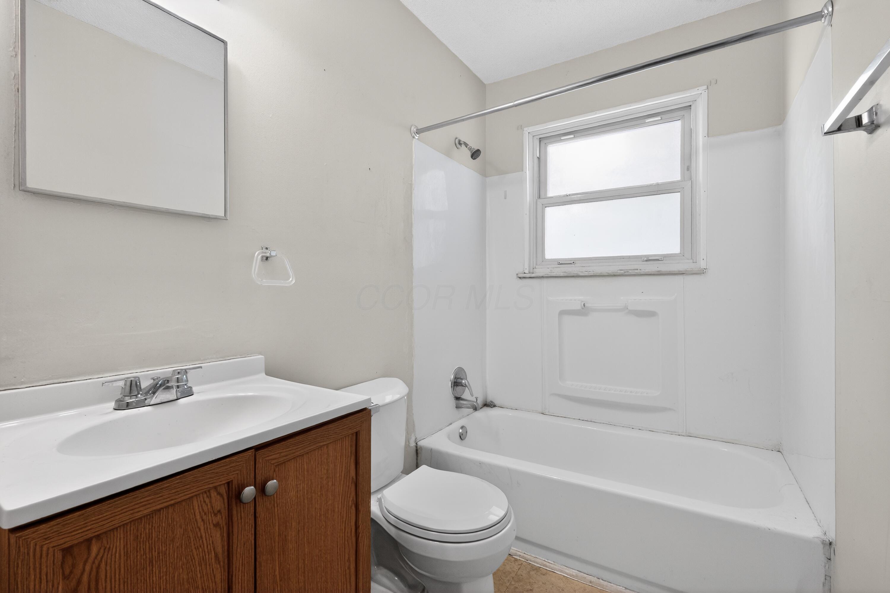 4568 Westerville Road Columbus, OH 43231 - Photo 9 of 16
