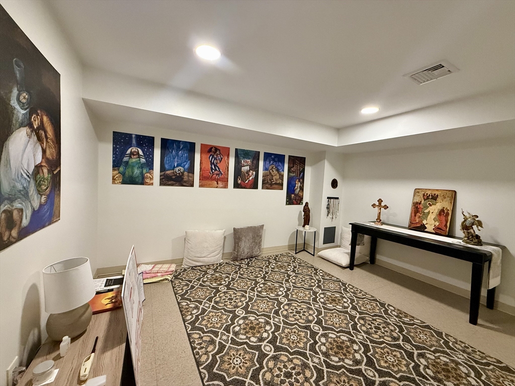 6 Parkside Drive, Unit 6 Boston, MA 02130 - Photo 25 of 32