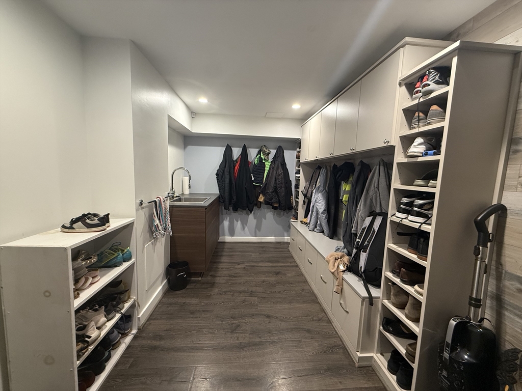 6 Parkside Drive, Unit 6 Boston, MA 02130 - Photo 27 of 32